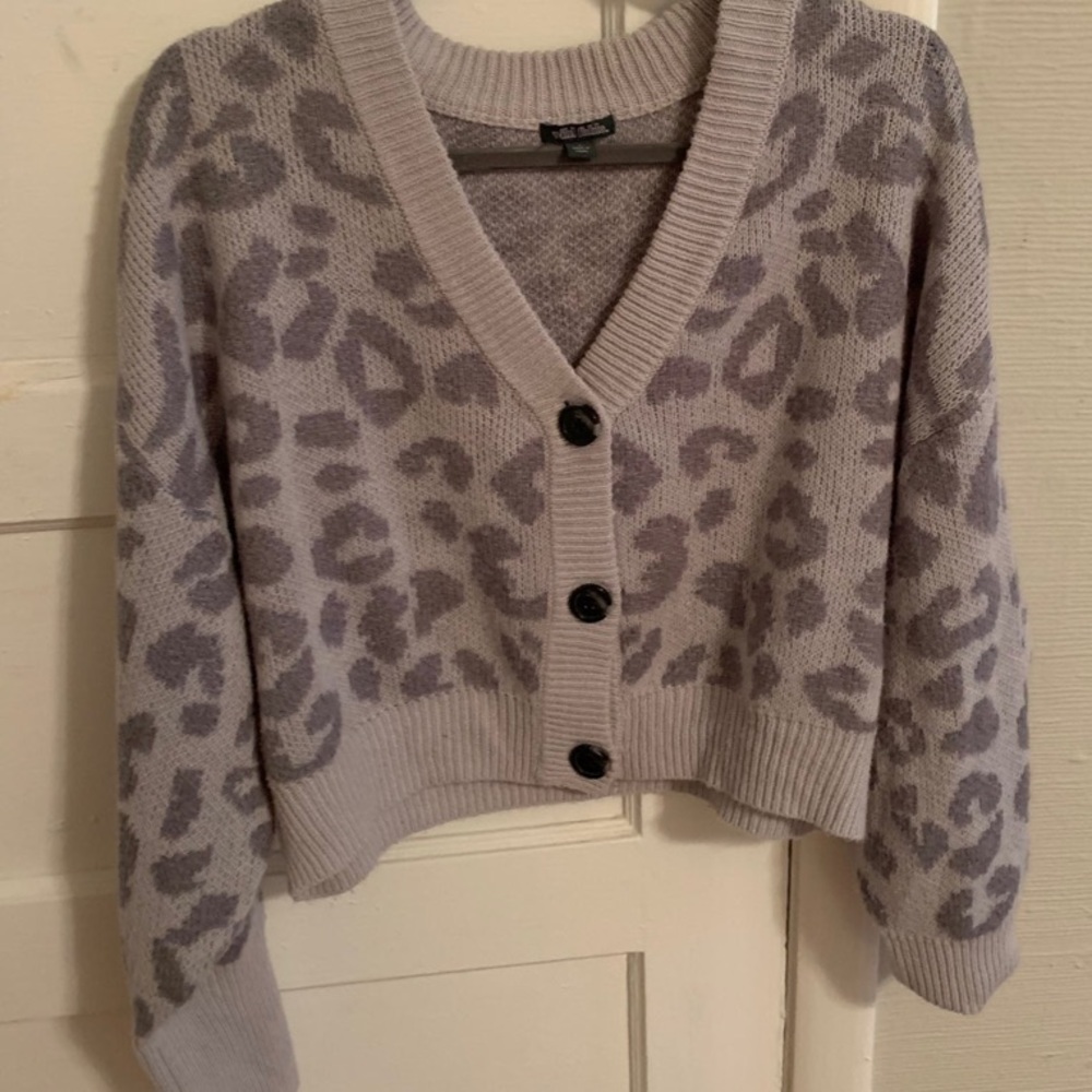 Gray cheetah print Sweater